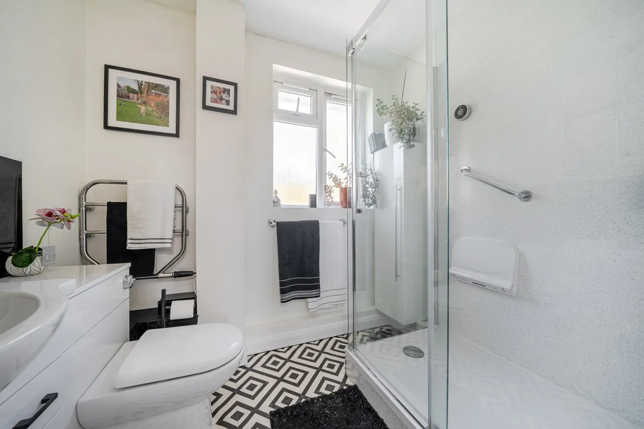Halcot Avenue, DA6, photo 6