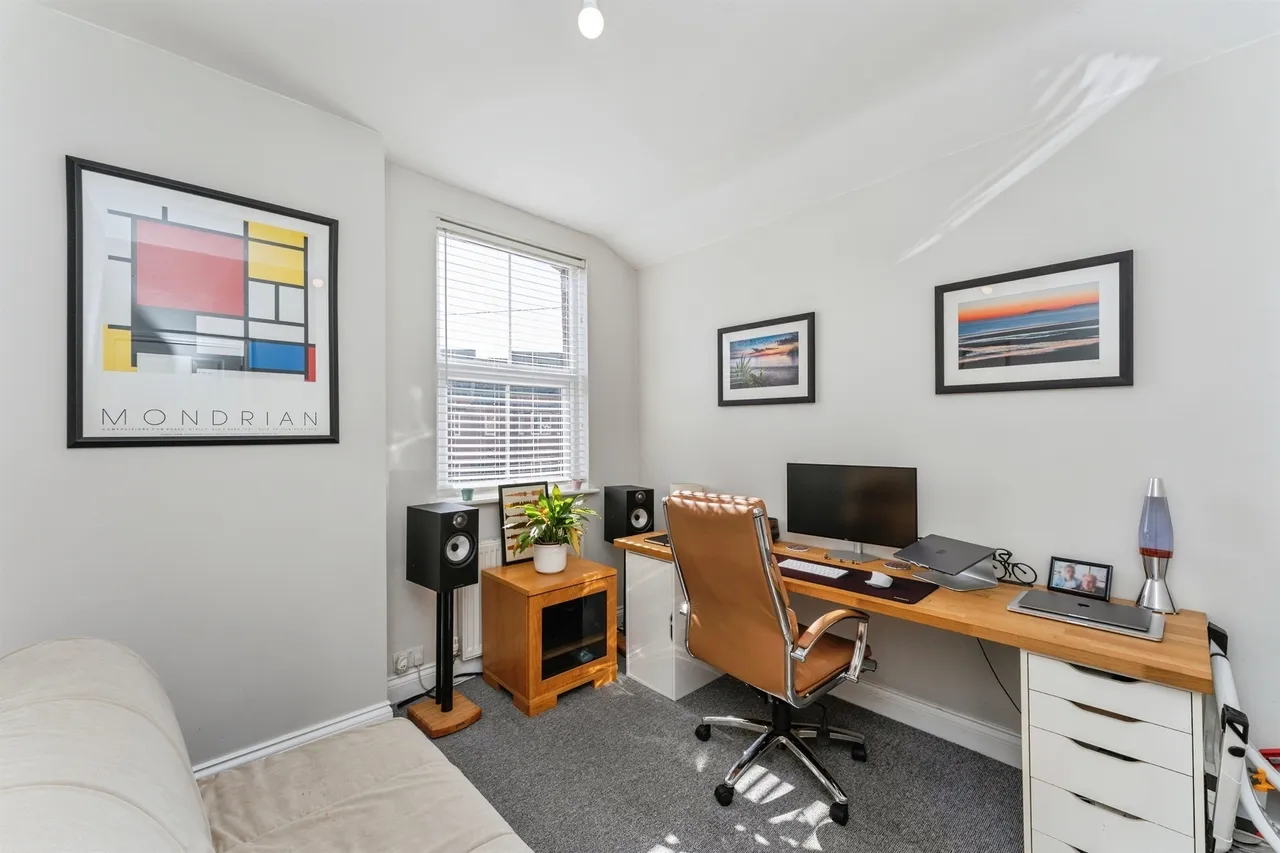 Tarvin Road, Boughton, CH3, photo 16
