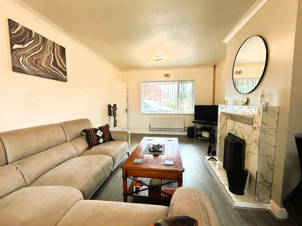 Mill Road, Brownhills, WS8, photo 3