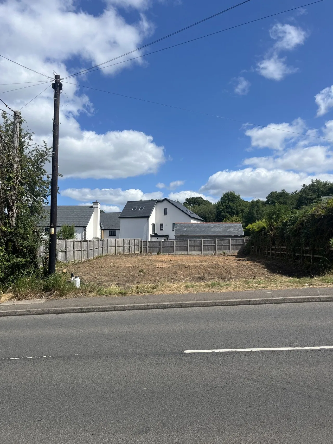 house for sale, Ammanford Road, Llandybie, SA18