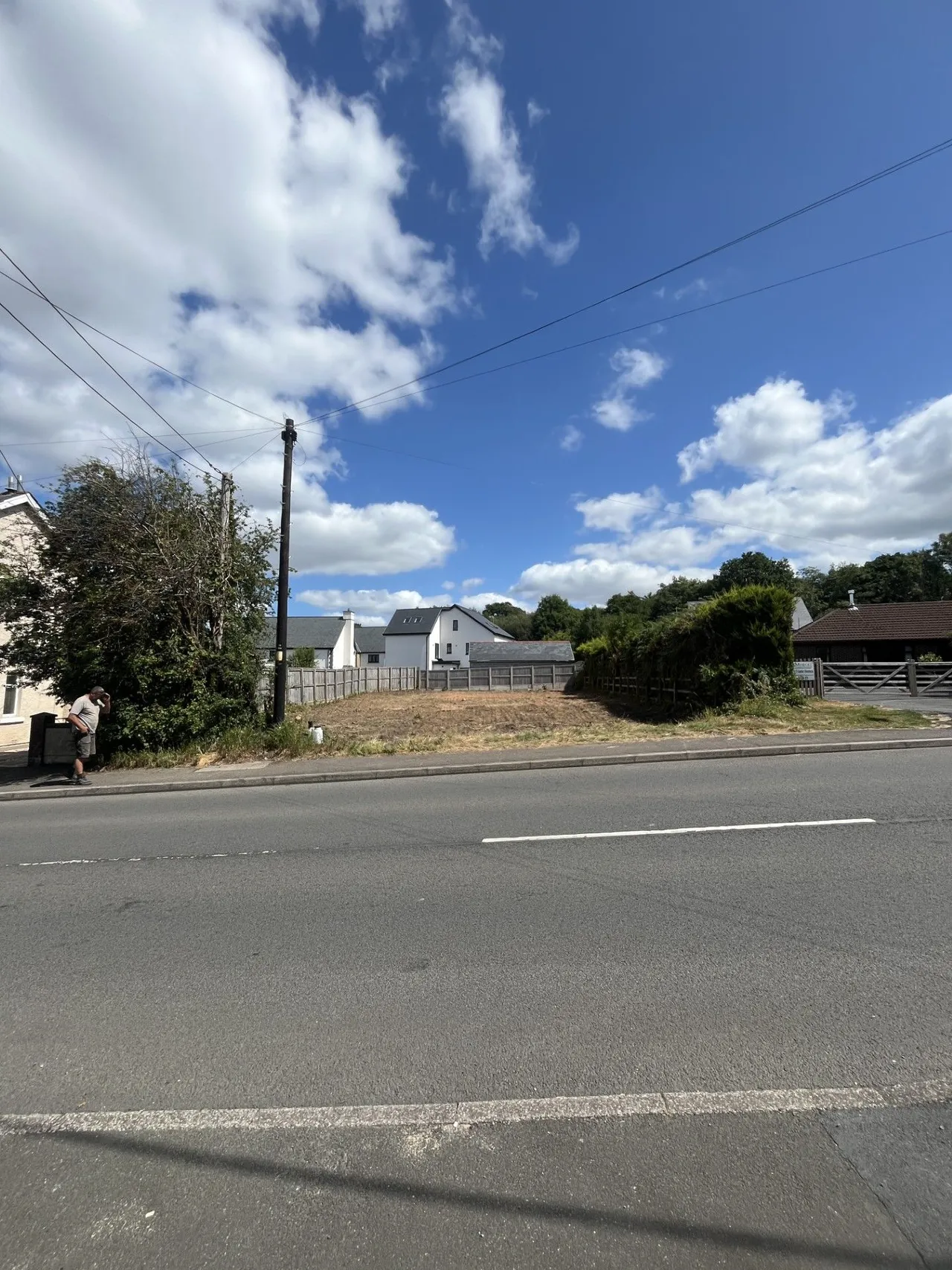 Ammanford Road, Llandybie, SA18, photo 2