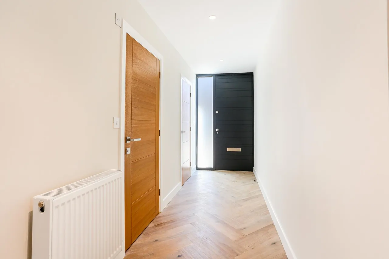 West Street, Ewell, KT17, photo 6