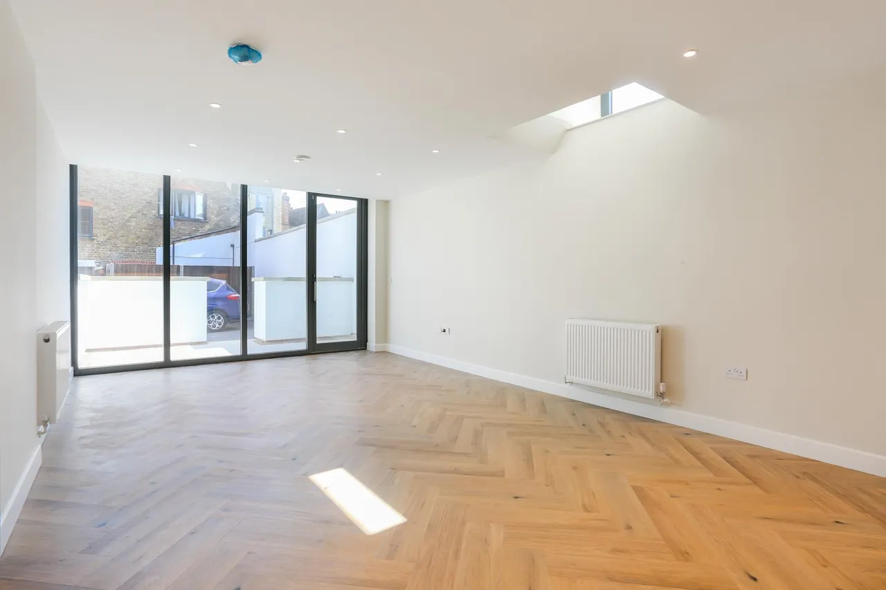 West Street, Ewell, KT17, photo 5