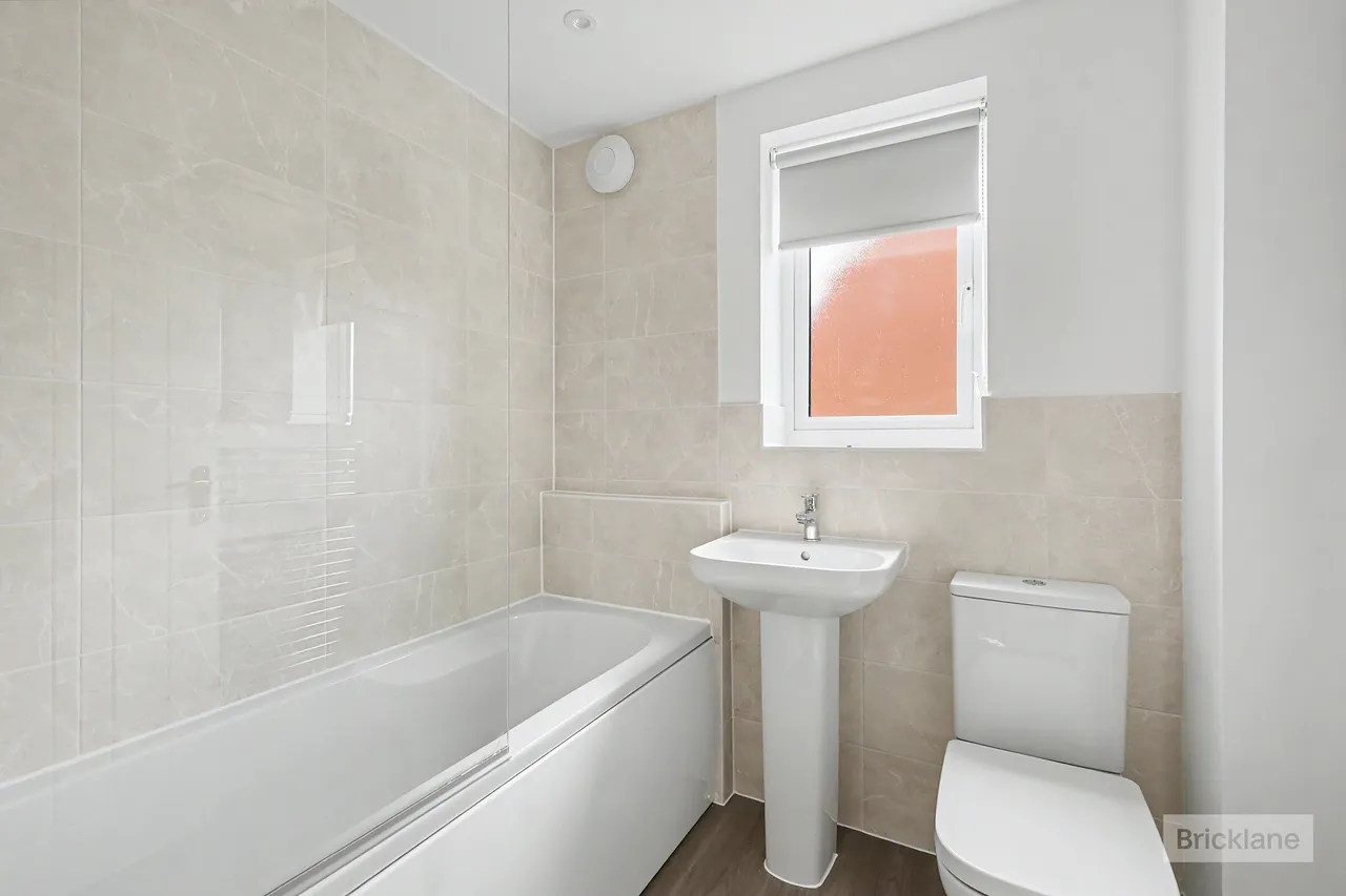 Hanafey Way, Harlestone grange, Northampton, photo 8