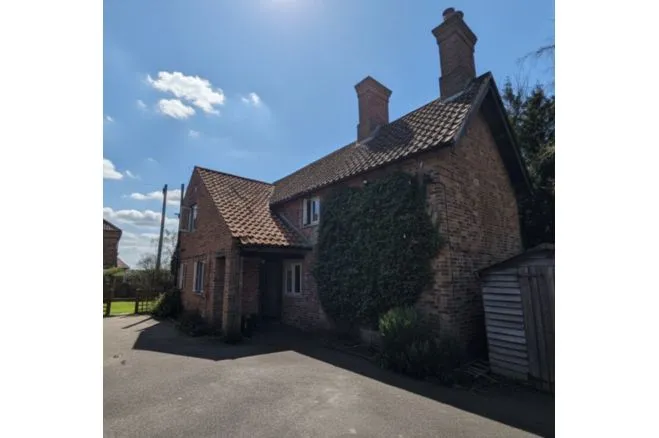 Main Street, Newark, NG22, photo 20