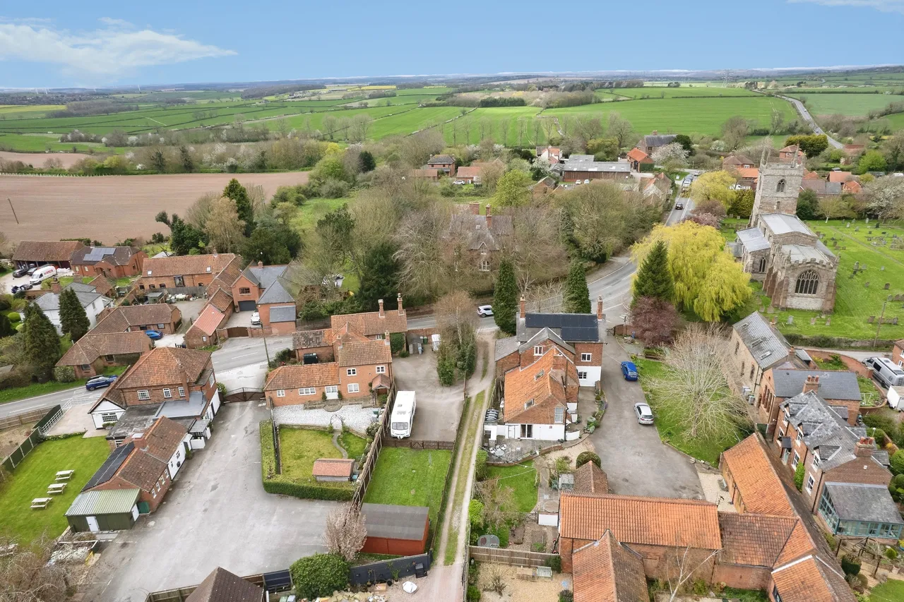 Main Street, Newark, NG22, photo 16