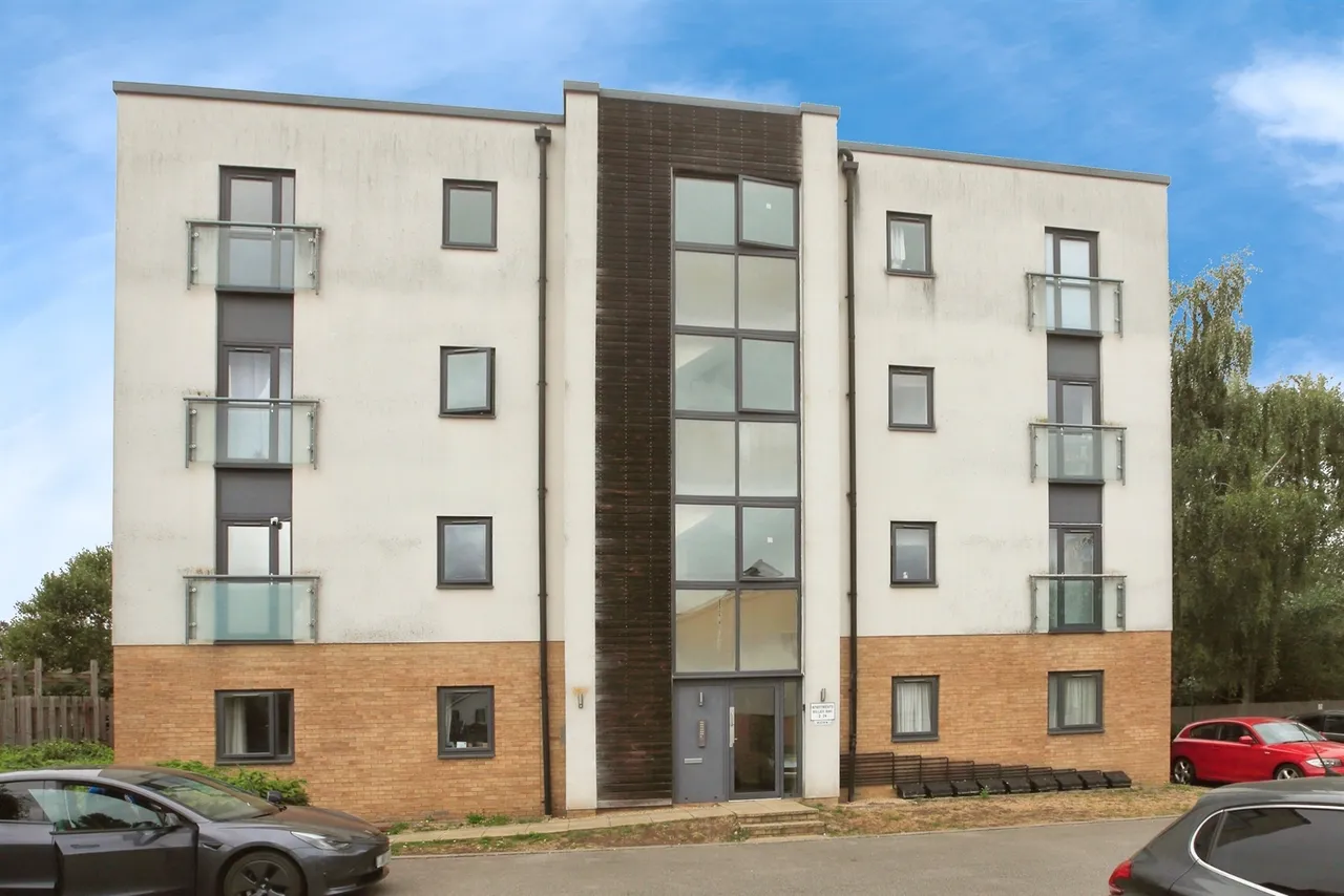 2 bed flat for sale — Miller Way, Peterborough