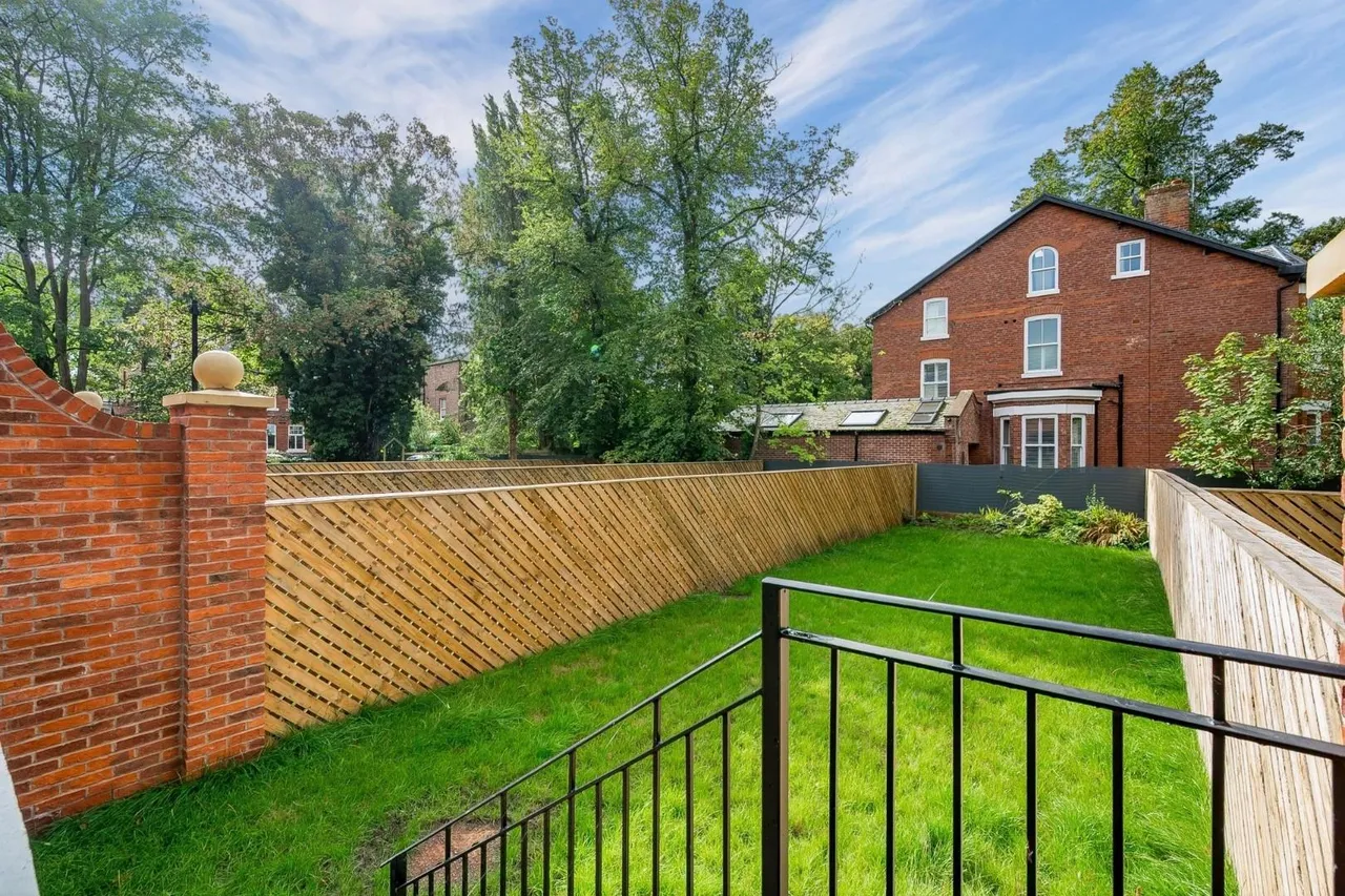 Lapwing Lane, West Didsbury, M20, photo 5