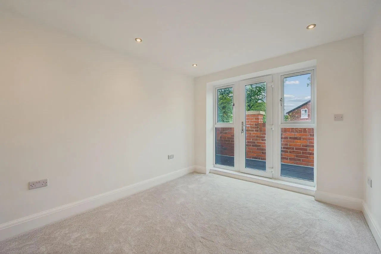 Lapwing Lane, West Didsbury, M20, photo 18
