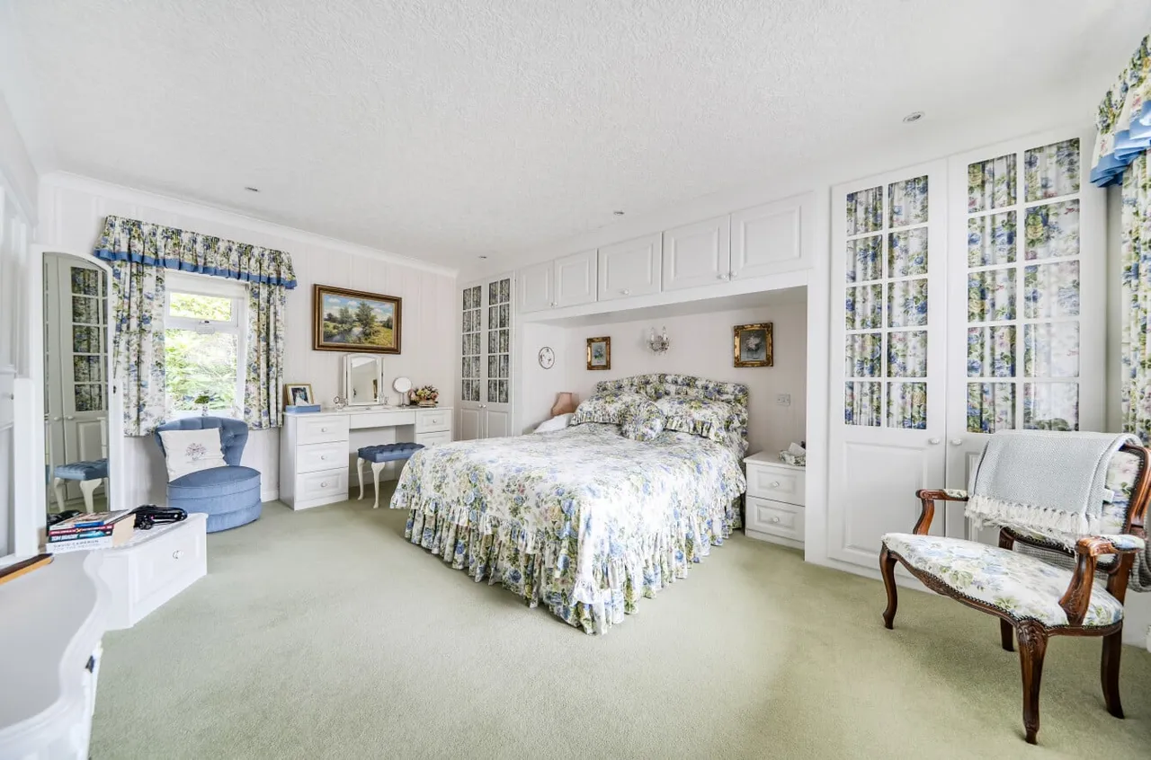 Silverwood Copse, West Chiltington, RH20, photo 12