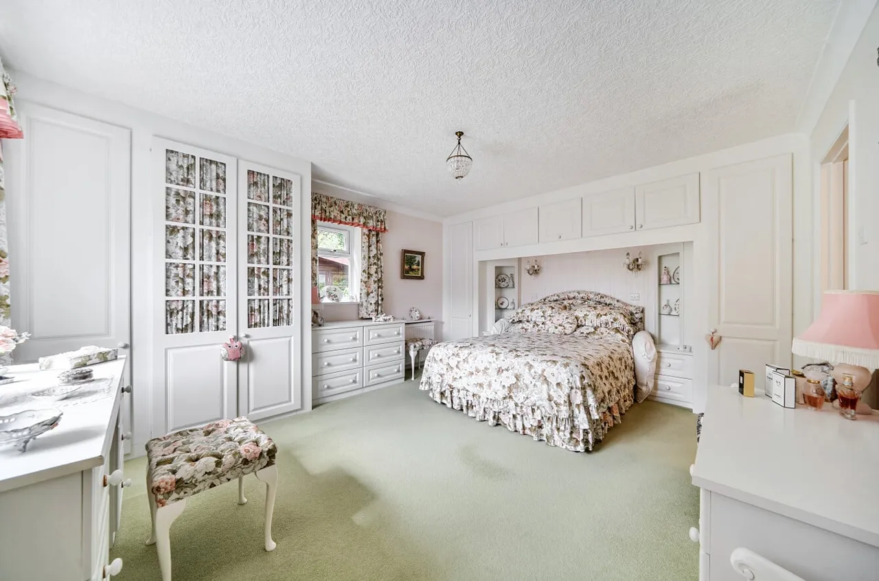Silverwood Copse, West Chiltington, RH20, photo 15