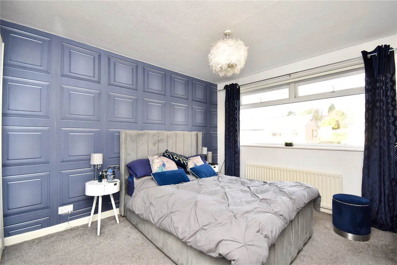 Oozewood Road, Royton, OL2, photo 20