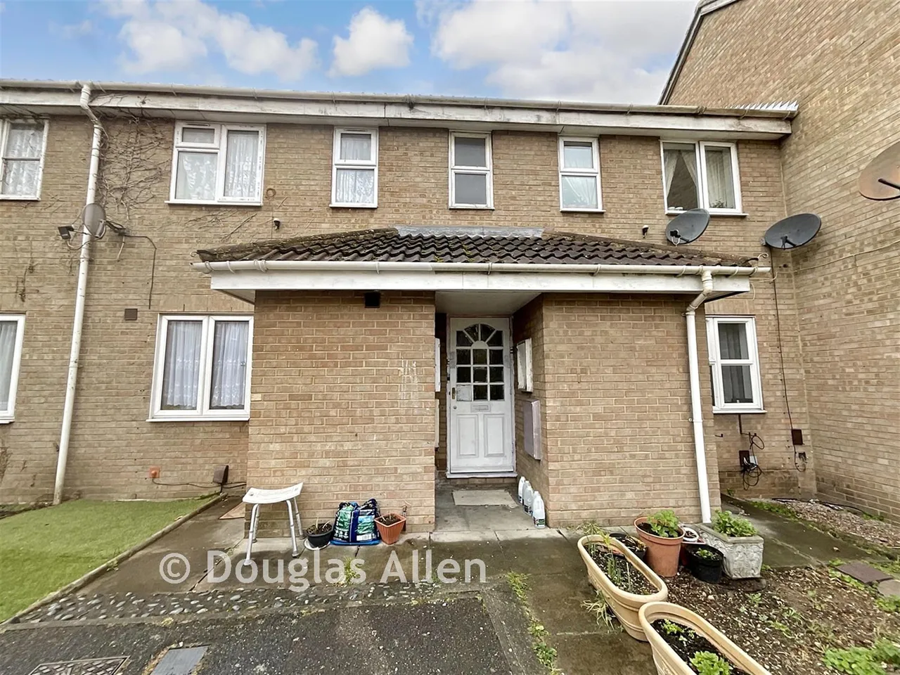 Butteridges Close, Dagenham, RM9, photo 4