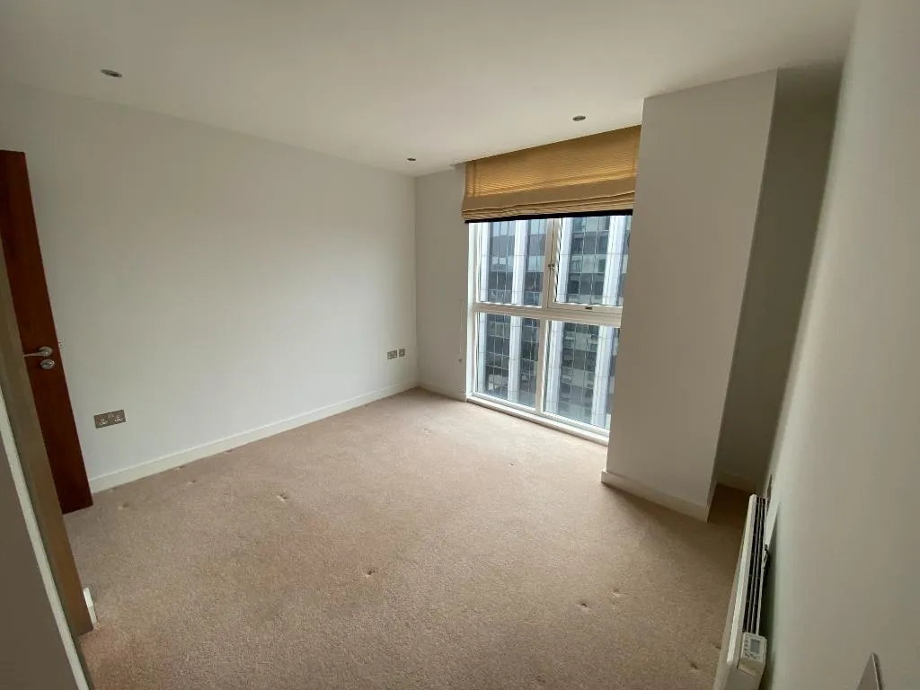Newport Road, Cardiff, CF24, photo 6