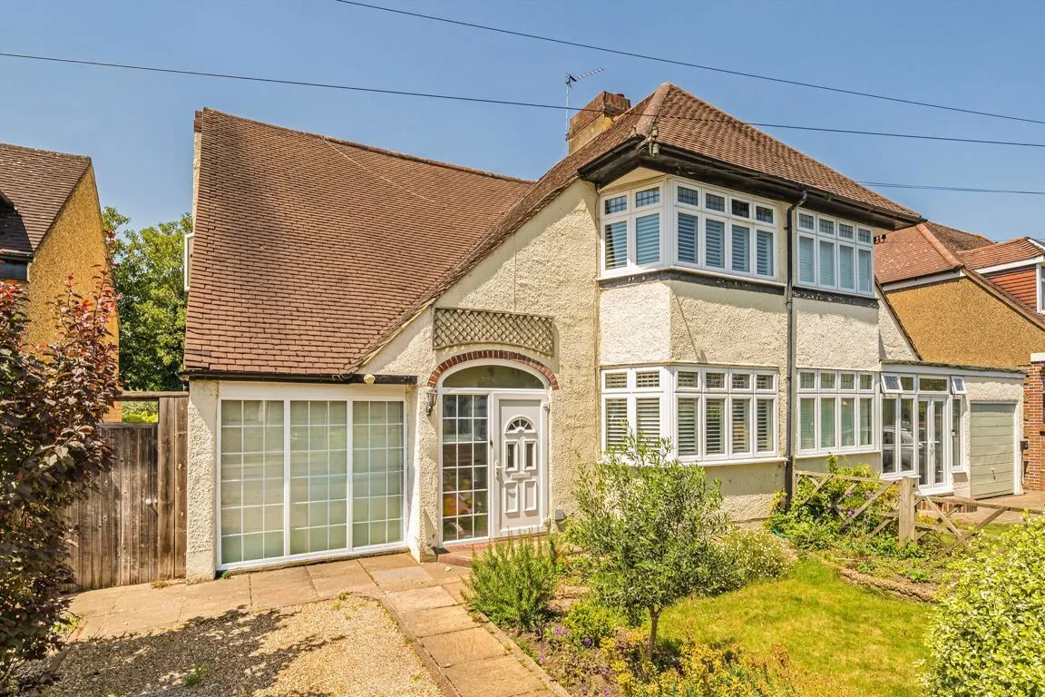 4 bed house for sale, Ormond Drive, TW12