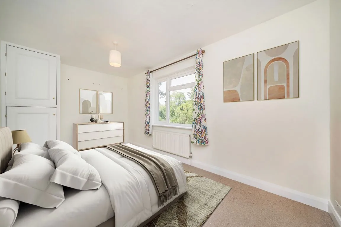 Ormond Drive, TW12, photo 5