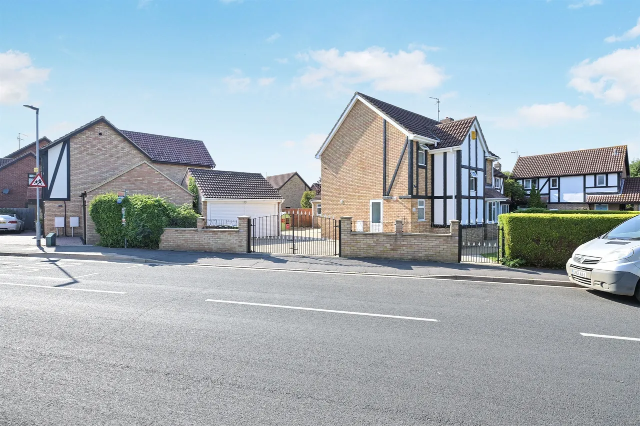 Coniston Road, Peterborough, PE4, photo 16
