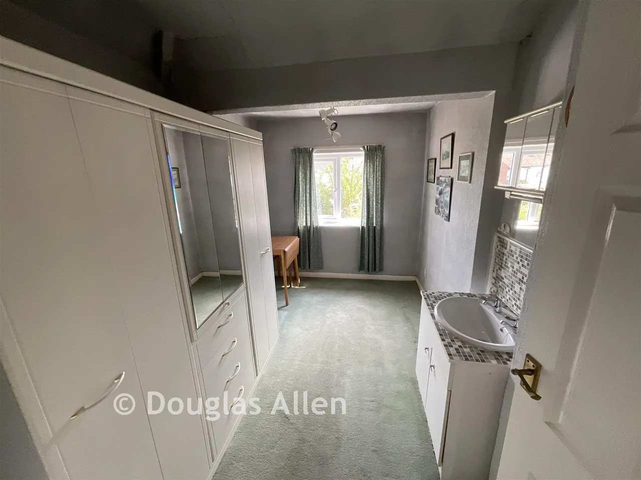 Warescot Road, Brentwood, CM15, photo 10