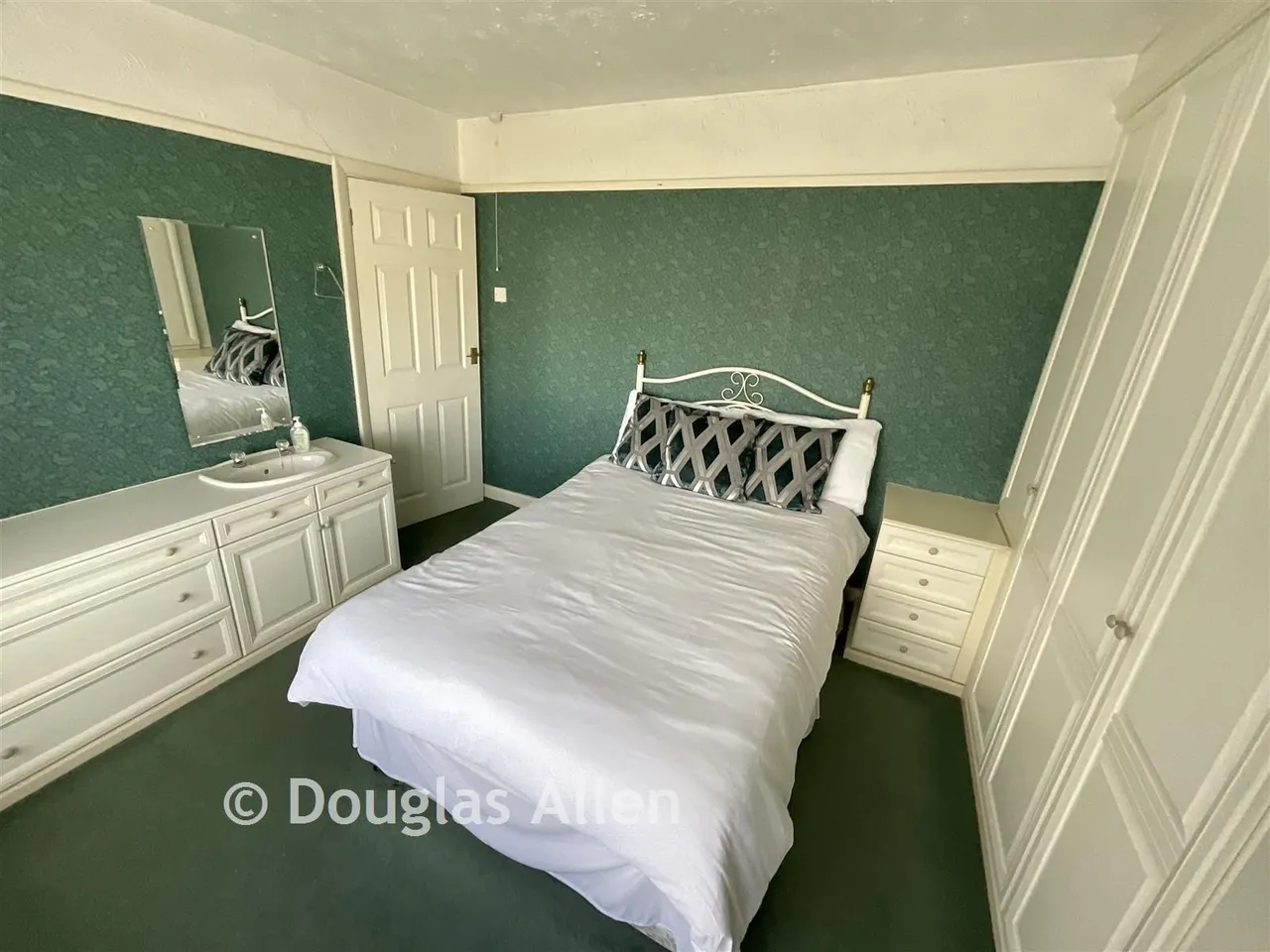 Warescot Road, Brentwood, CM15, photo 8