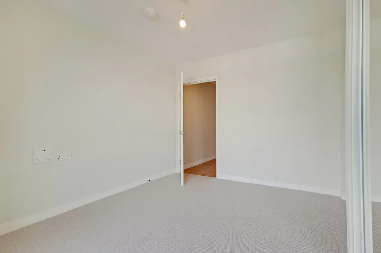 London, N17, photo 13