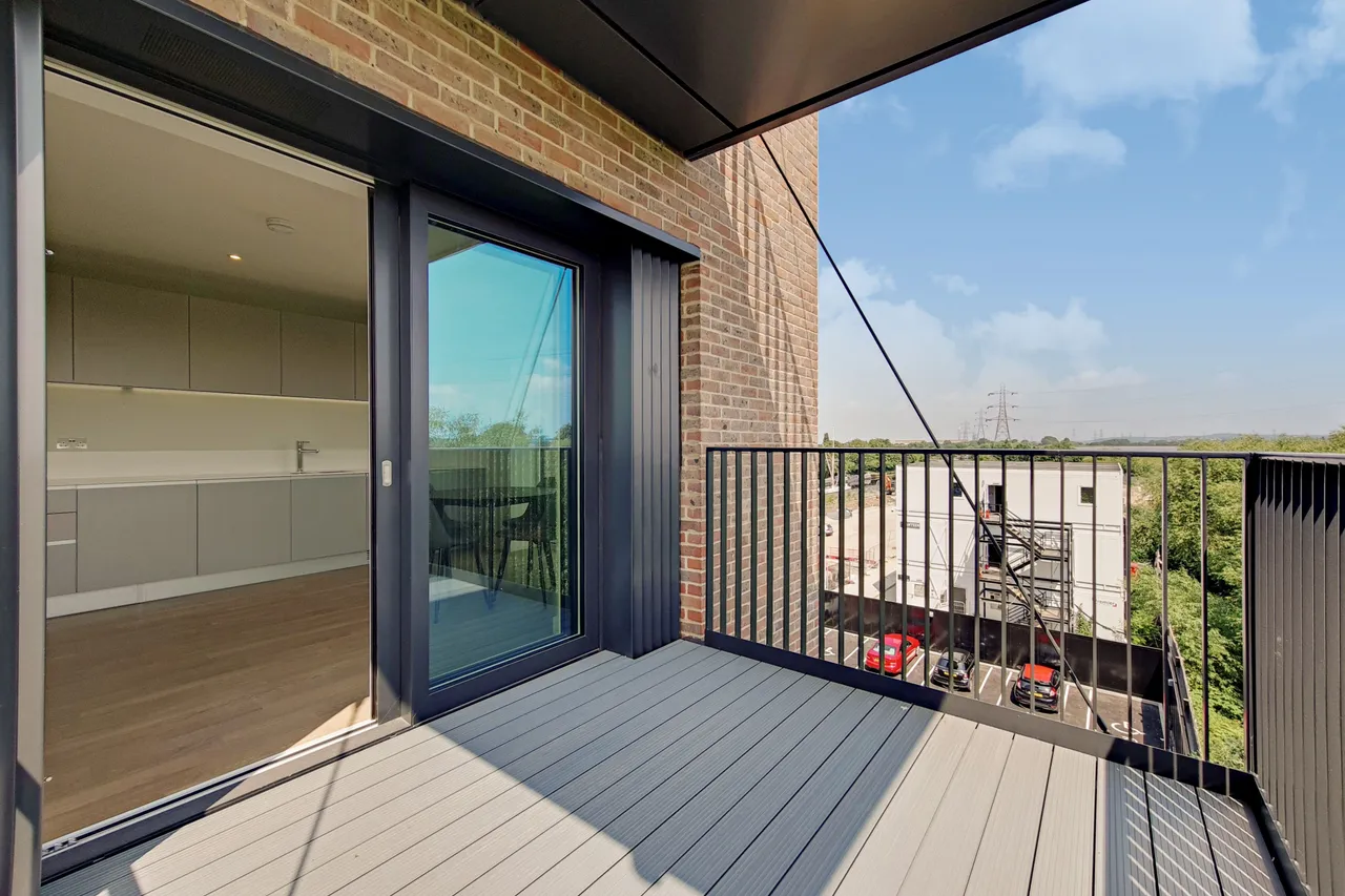 London, N17, photo 7
