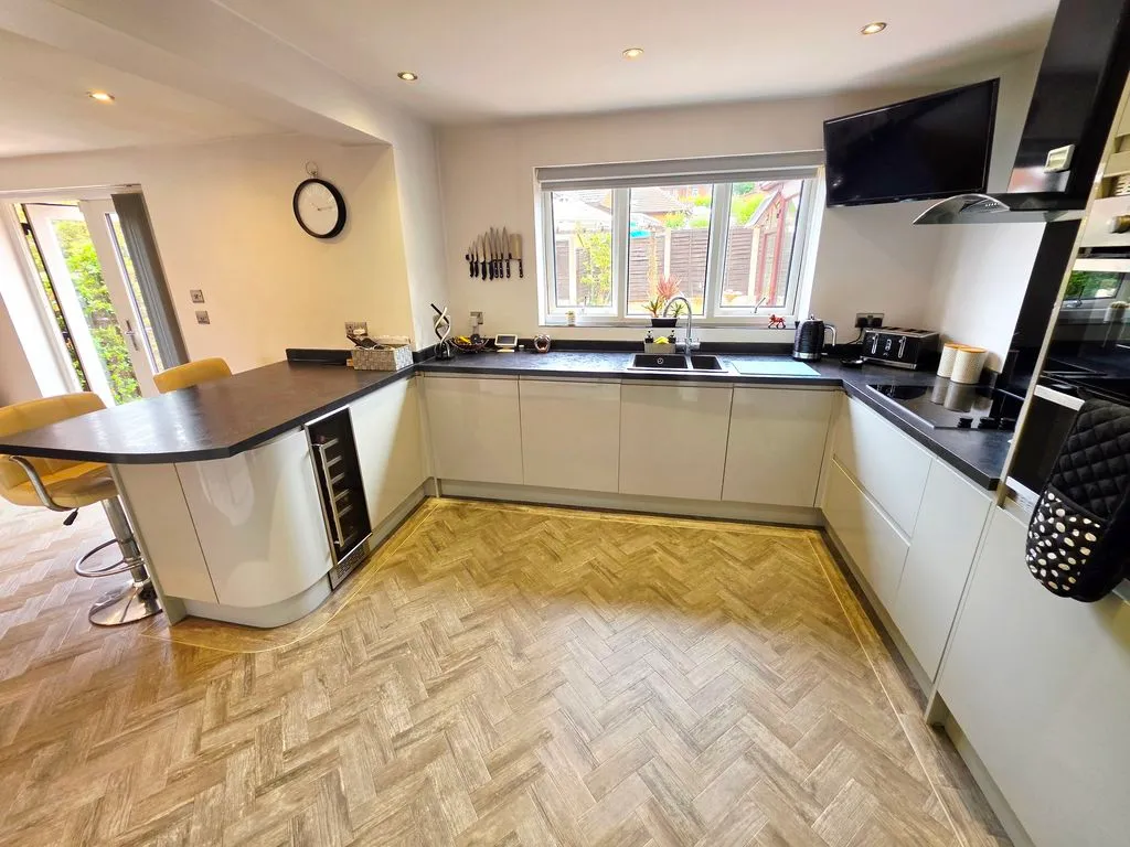 College Farm Drive, Birmingham, B23, photo 10