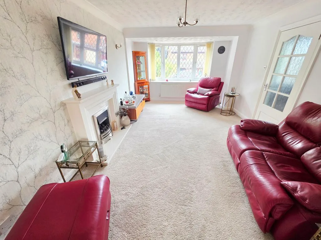 College Farm Drive, Birmingham, B23, photo 3