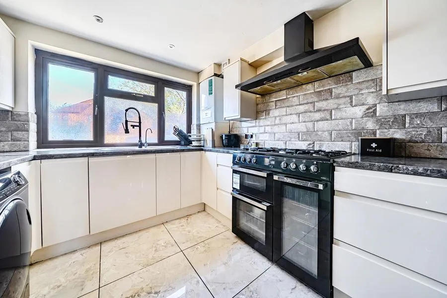 Mondem Lane, Slough, SL1, photo 21