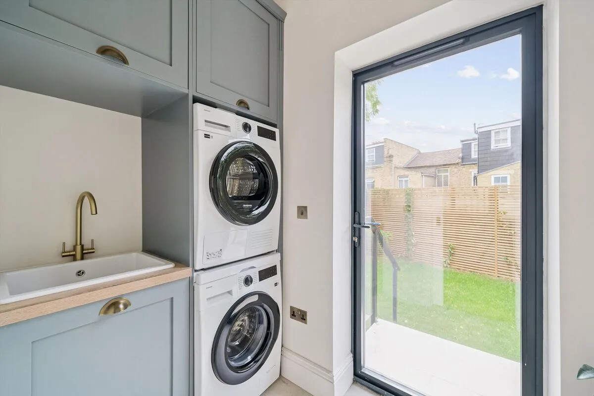 Barry Road, London, SE22, photo 10