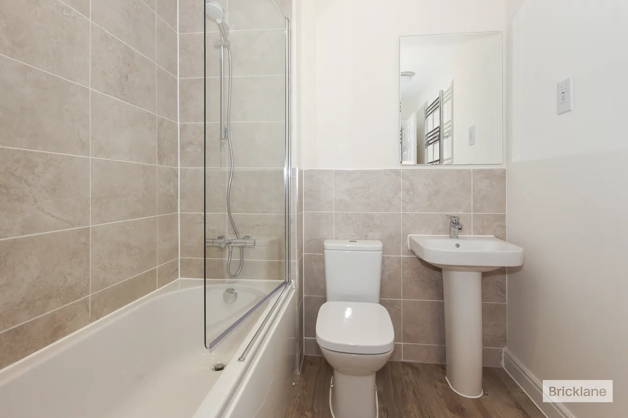 Meadow House Drive, COVENTRY, photo 9
