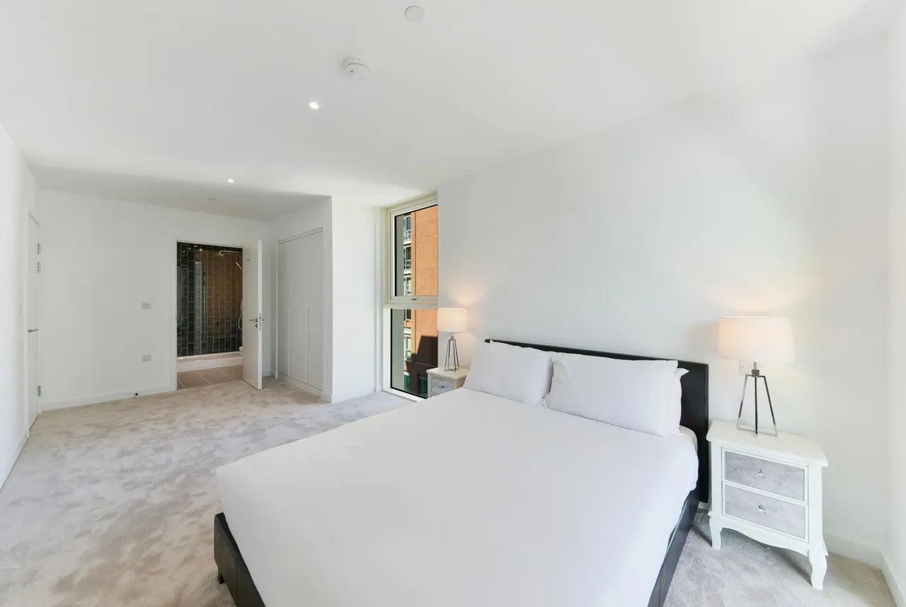 Carrick House, Royal Wharf, E16, photo 8