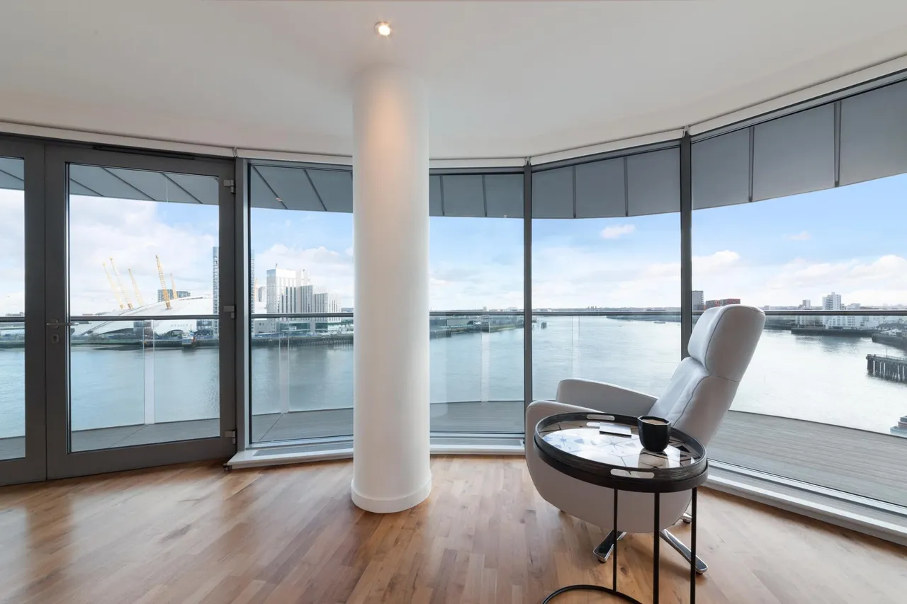 Fairmont Avenue, London, E14, photo 12