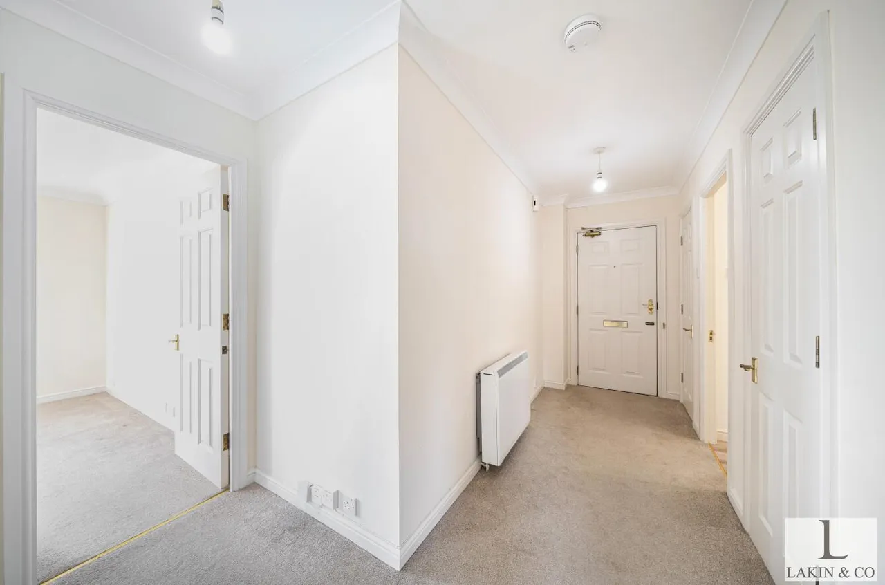 Pembroke Road, Ruislip, HA4 8NH, photo 8
