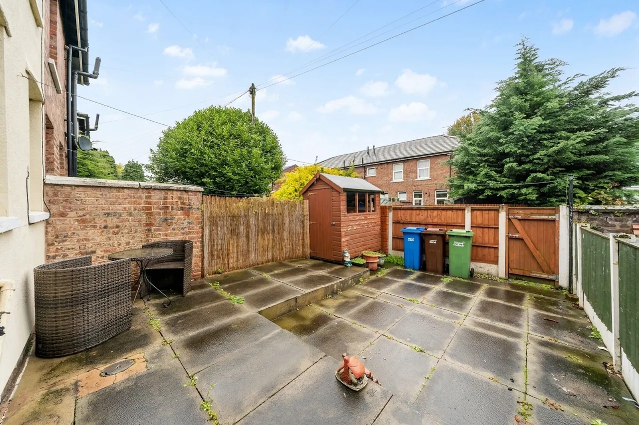 Hurst Street, Leigh, WN7, photo 13