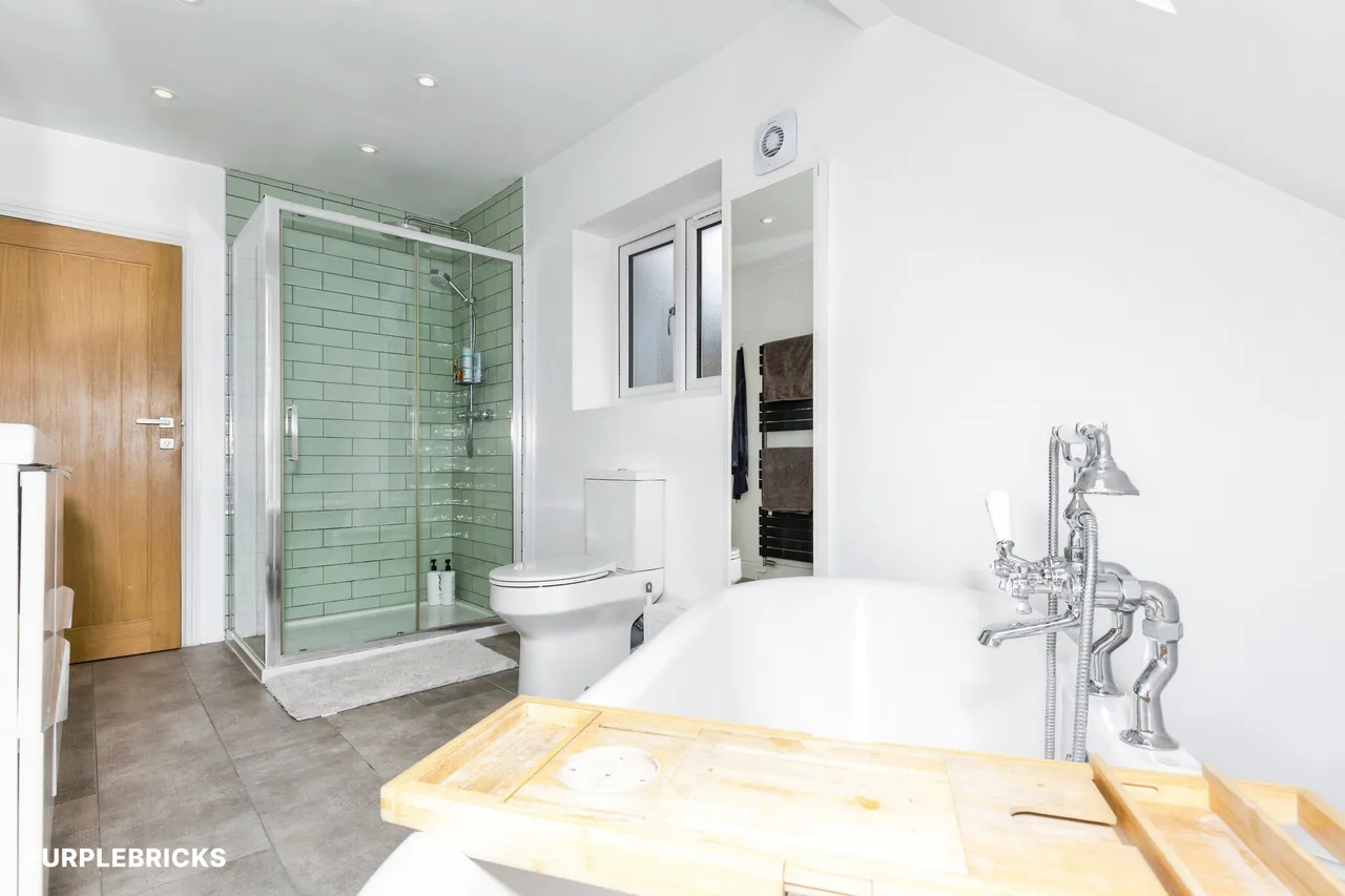 Balcombe Road, Horley, RH6, photo 52