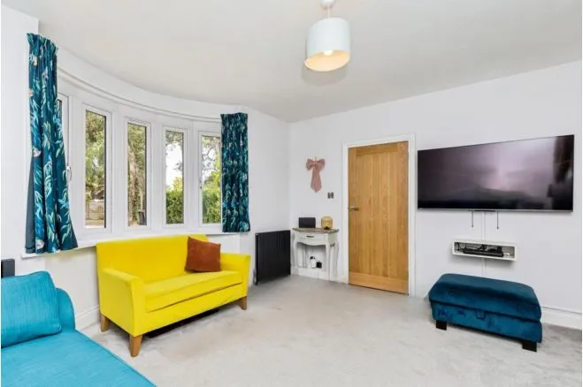 Balcombe Road, Horley, RH6, photo 21