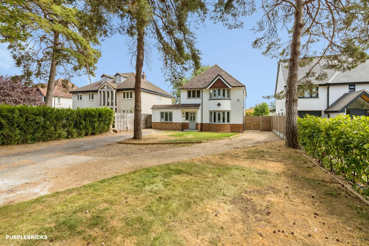 4 bed house for sale, Balcombe Road, Horley, RH6