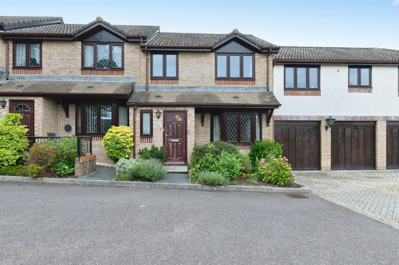 2 bed retirement property for sale, Orchard Court, Verwood, BH31