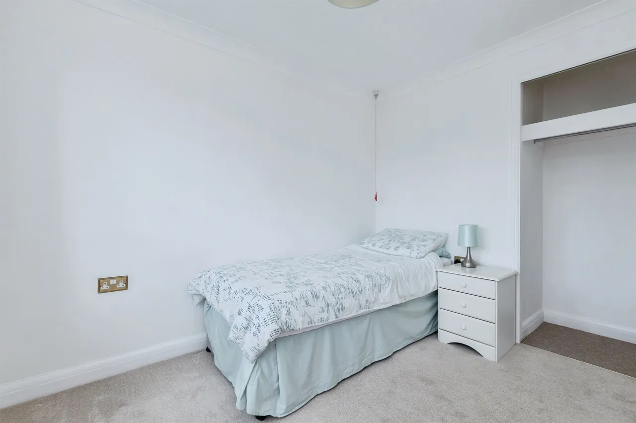Orchard Court, Verwood, BH31, photo 9