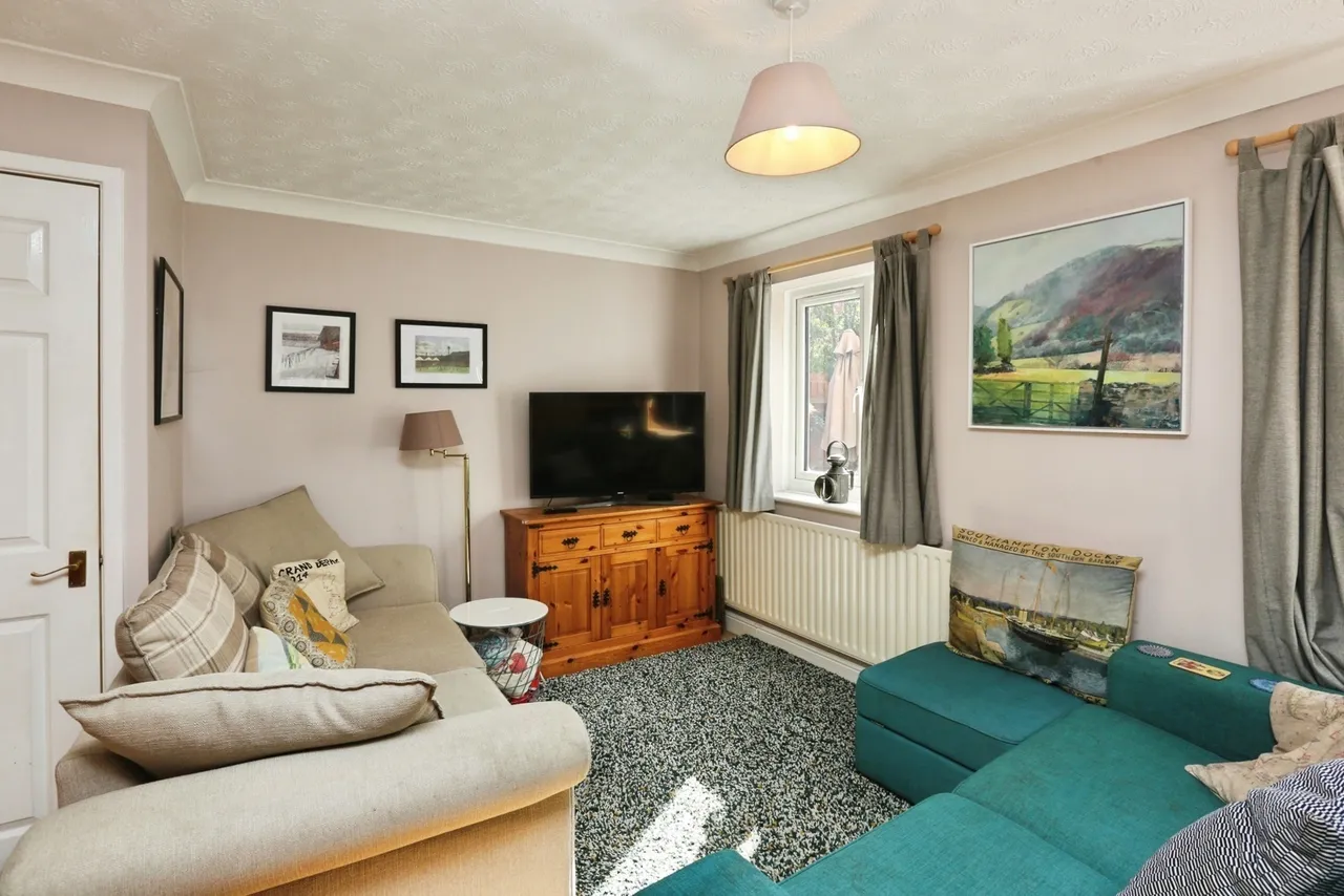 Kern Close, Southampton, SO16, photo 13