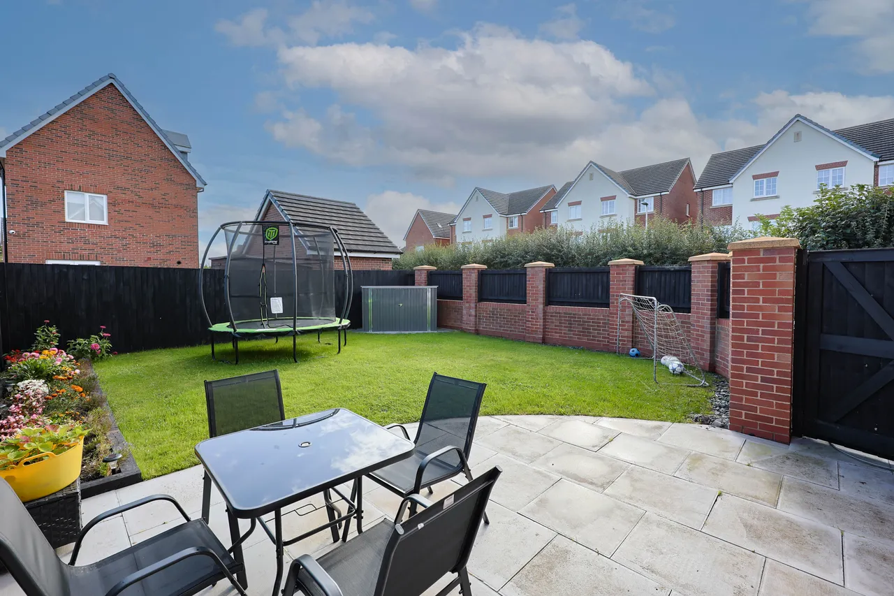 Willowherb Pastures, Standish, photo 20