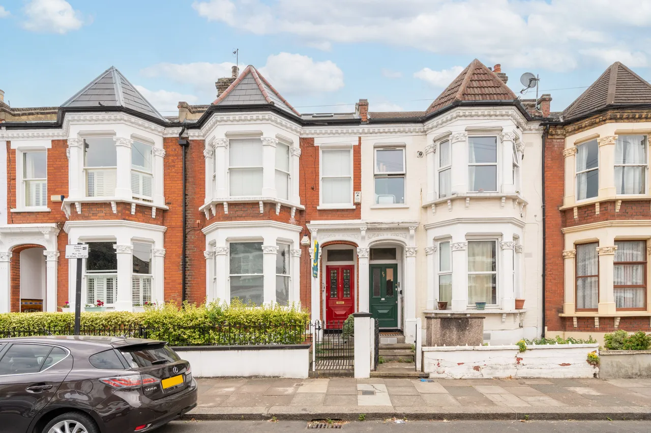 1 bed flat to rent — Ground Floor, 25 Fernside Road, London