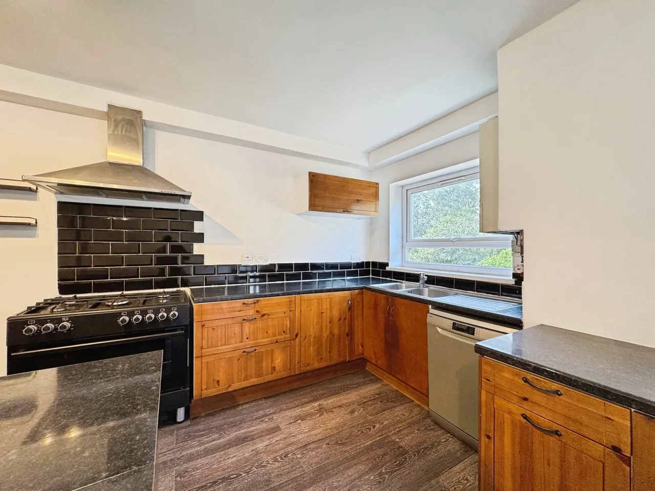 Farm Road, Edgware, HA8, photo 7