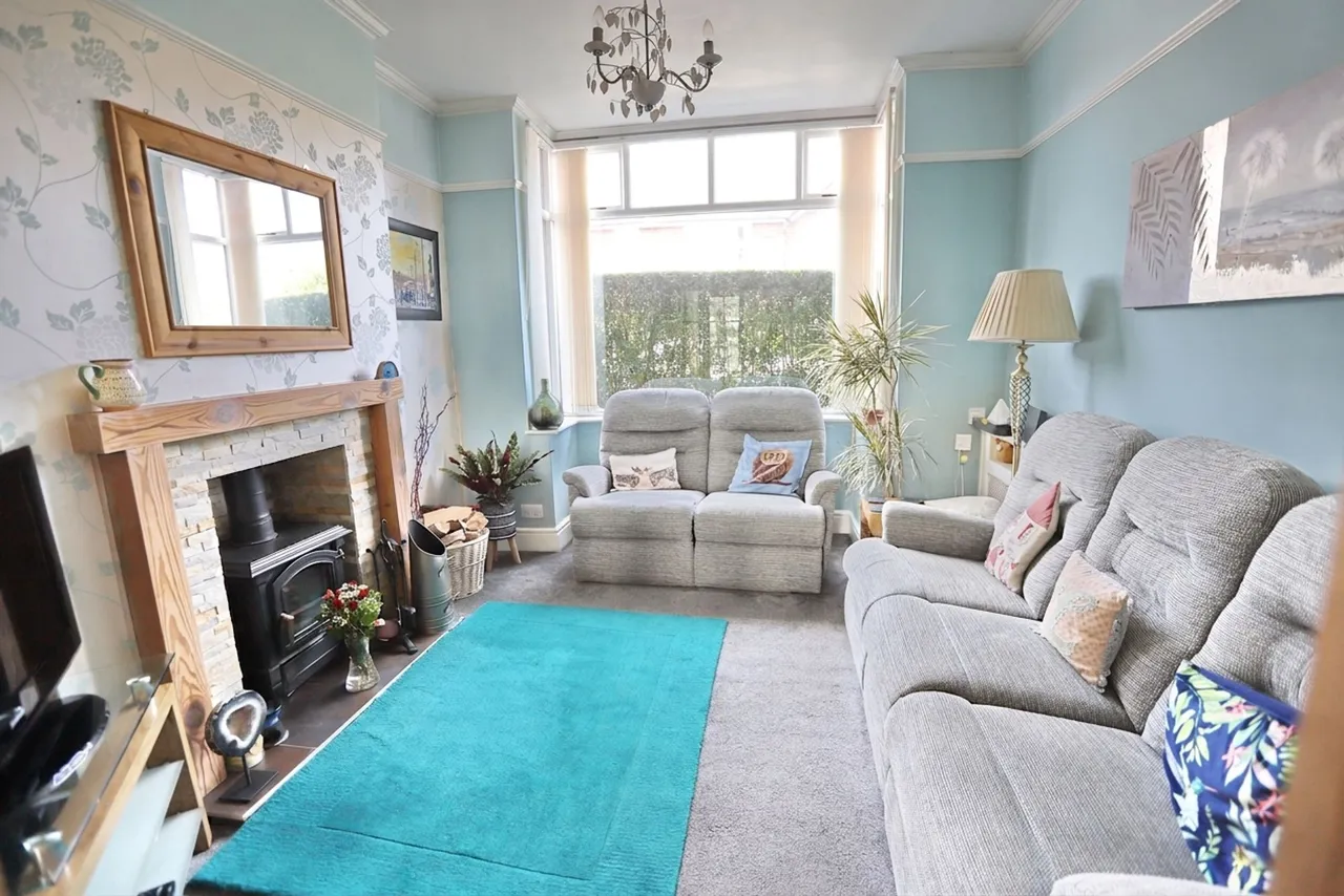 Park Street, Prestwich, M25, photo 3