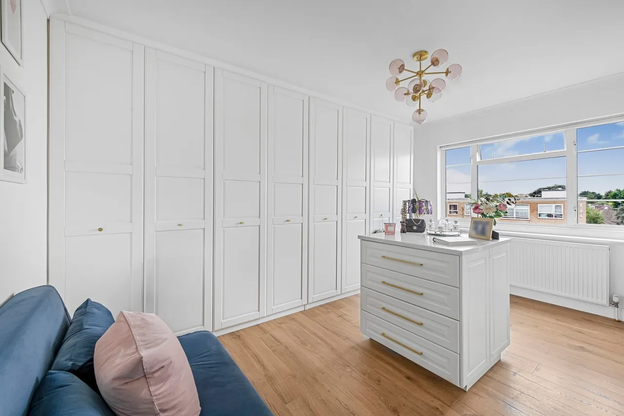 Upper Richmond Road West, London, SW14, photo 20