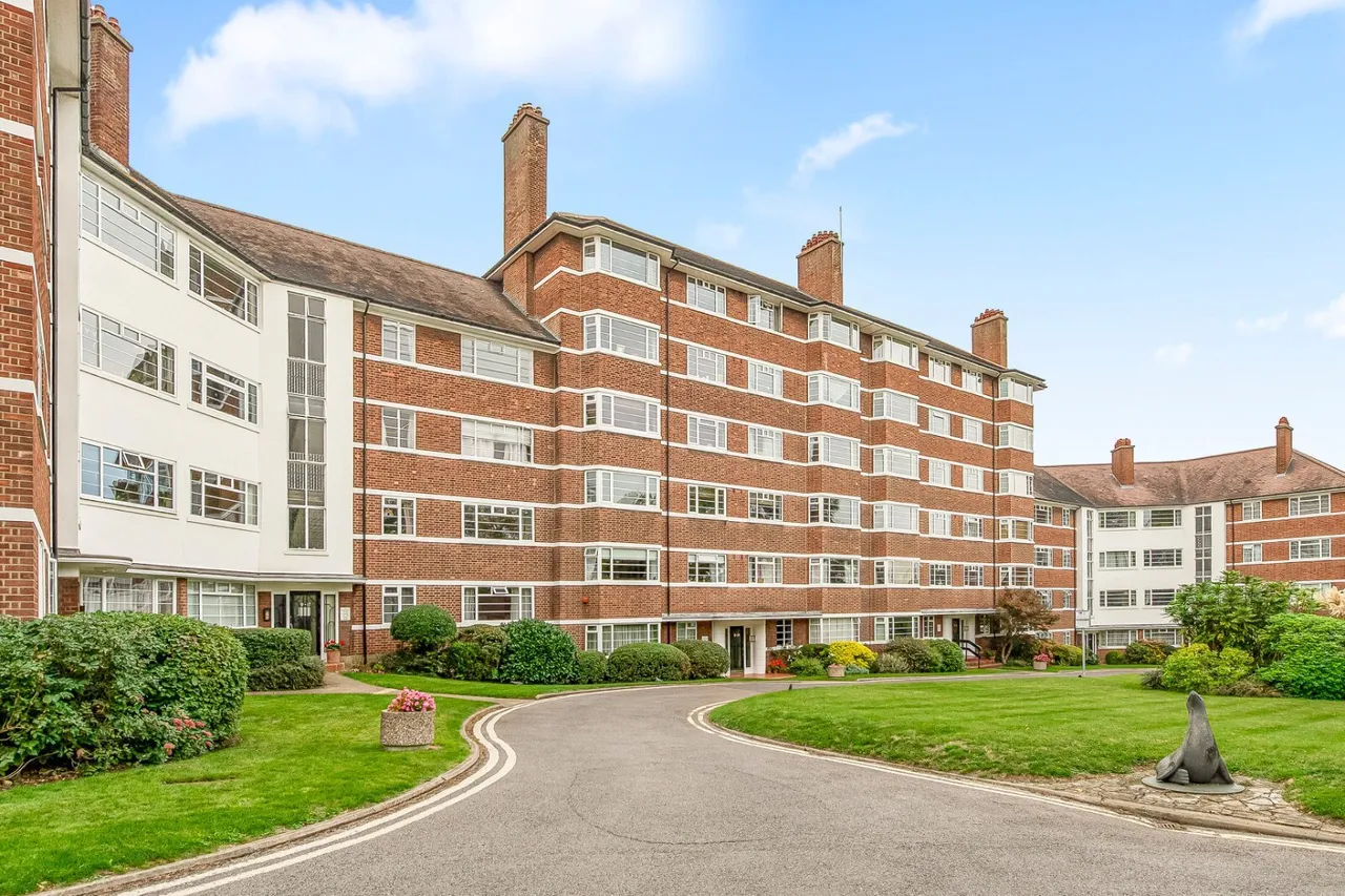 Upper Richmond Road West, London, SW14, photo 4