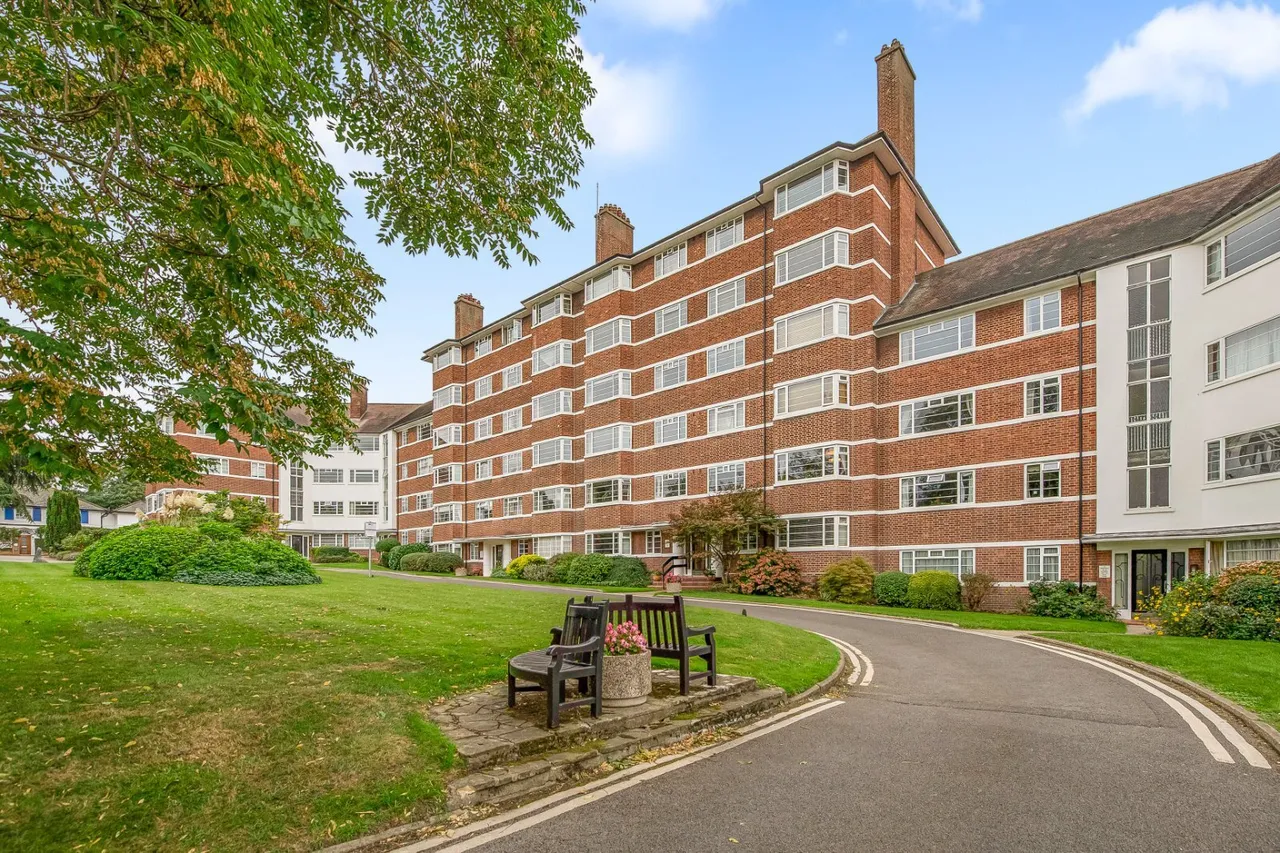 Upper Richmond Road West, London, SW14, photo 24