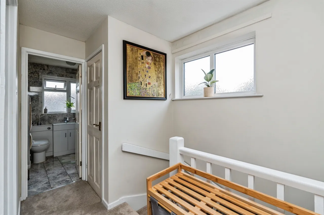 Pipers Close, Totton, SO40, photo 15