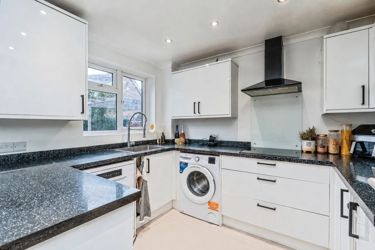 Pipers Close, Totton, SO40, photo 11