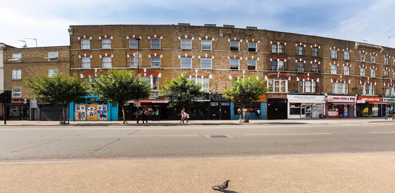 Camden High Street, NW1, photo 8